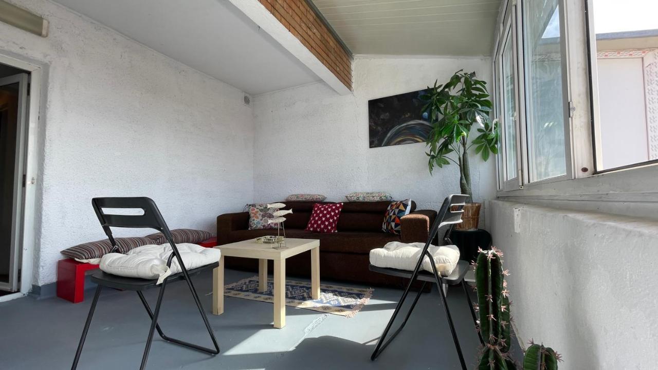 Terrace Balcony Downtown Delight Old Town Oasis City Center Universitate Square Old Town Букурещ Екстериор снимка