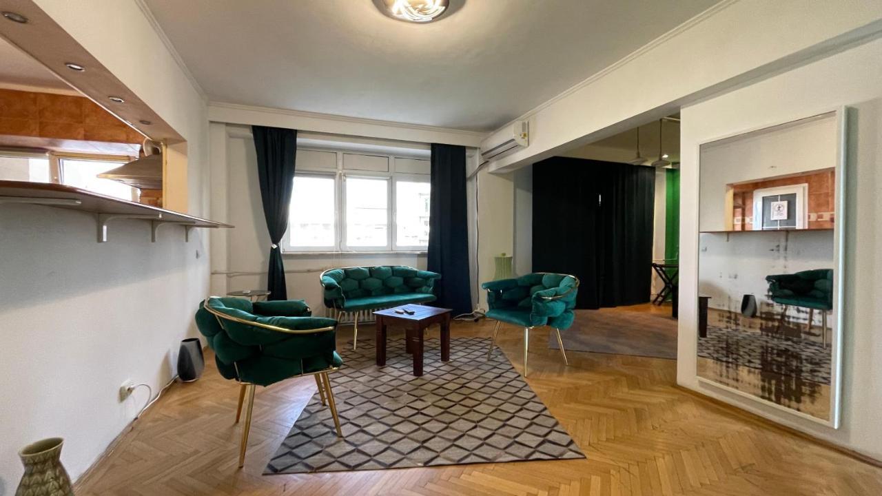Terrace Balcony Downtown Delight Old Town Oasis City Center Universitate Square Old Town Букурещ Екстериор снимка